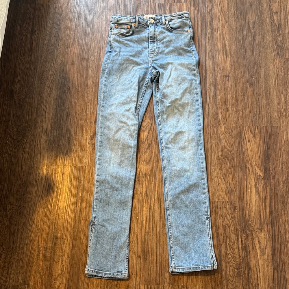 Zara Women's High Rise Jeans in Light Blue